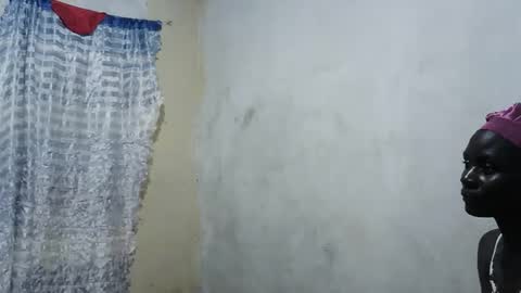 Snapshot of pretty_milla03 chatting on 09-16-25, 07:15 pretty_milla03 online show from 09-16-25, 07:15