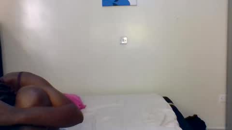 naya online show from 11-26-25, 06:36