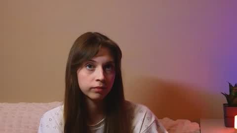 Snapshot of pretty_passenger chatting on 11-02-25, 04:09 Emily online show from 11-02-25, 04:09