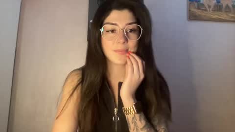 Regina online show from 02-14-25, 01:51