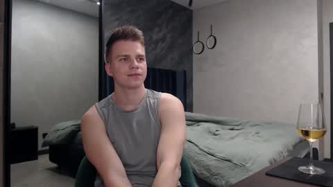 Justin online show from 12-05-25, 07:32