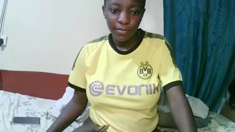 pretty_tiffany1 online show from 04-16-26, 02:12