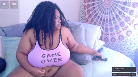 Miss Pretty online show from 09-30-25, 05:12