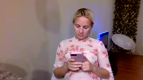 Missy  Jack online show from 12-22-25, 07:00