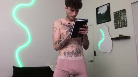 pretty boy online show from 12-03-25, 01:13