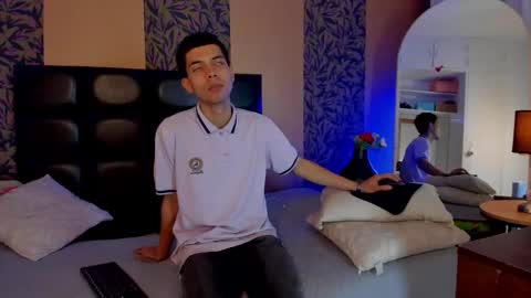 Camilo online show from 12-03-25, 02:41