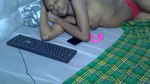 Prettiesexxy online show from 01-12-26, 10:59