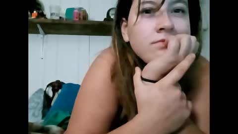 Pretty Estrella online show from 09-25-25, 01:59