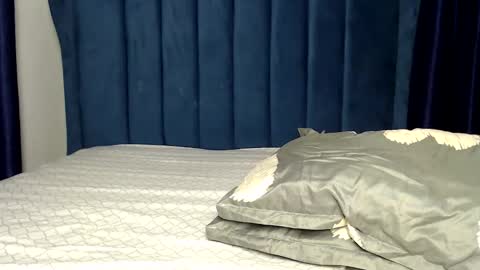 Mary online show from 11-18-25, 06:01