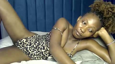 Mary online show from 11-19-25, 06:02