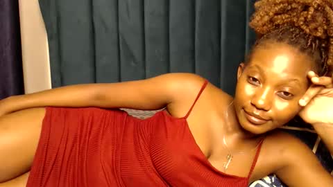 Snapshot of prettygoddess1 chatting on 11-29-25, 05:16 Mary online show from 11-29-25, 05:16