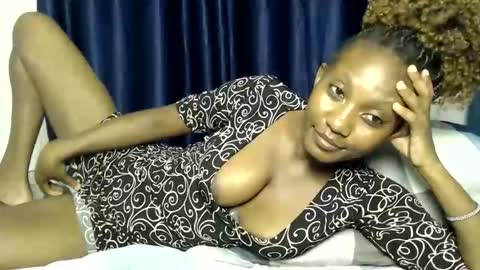 Snapshot of prettygoddess1 chatting on 12-01-25, 06:02 Mary online show from 12-01-25, 06:02