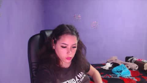 prettyjulliette online show from 12-20-24, 03:31