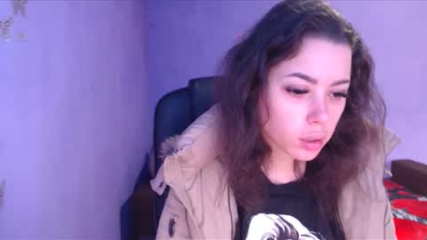 prettyjulliette online show from 12-23-24, 11:04