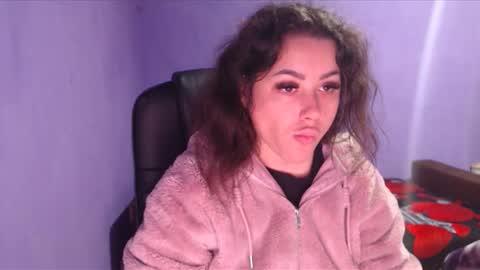 prettyjulliette online show from 12-29-24, 06:38
