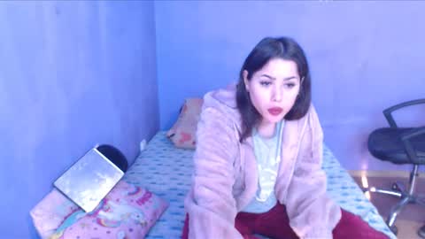 prettyjulliette online show from 02-21-25, 01:00