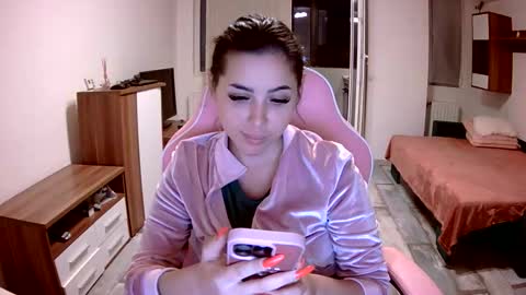 prettyjulliette online show from 10-03-25, 04:04
