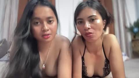 Snapshot of prettylittle_lady chatting on 11-02-25, 12:40 prettylittle_lady online show from 11-02-25, 12:40