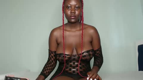 Lizzy online show from 01-06-25, 07:31