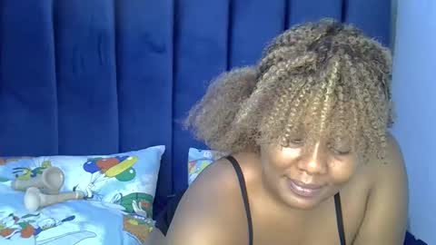 prettymel_ online show from 09-25-25, 09:18