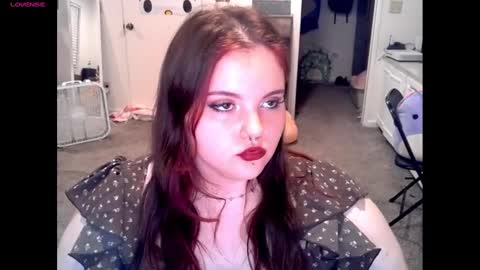 Snapshot of prettypearl123 chatting on 09-09-25, 09:20 pretttypearl online show from 09-09-25, 09:20