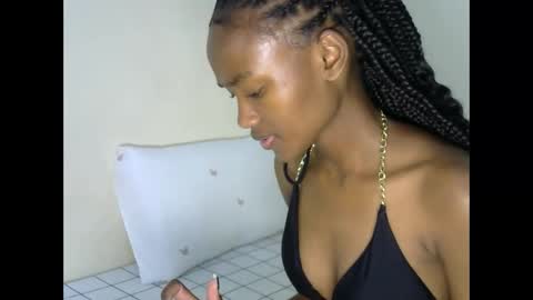 prettyquiny254 online show from 10-01-25, 09:26