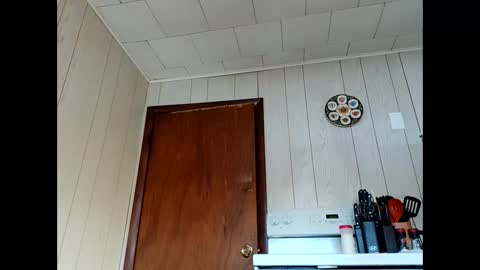 prettysolid7 online show from 12-03-25, 02:04