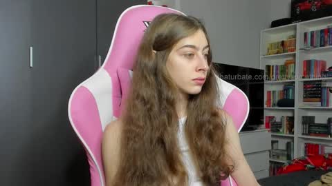 Sophie  next stream will be at Monday  i will wait you guys  online show from 10-21-25, 05:52