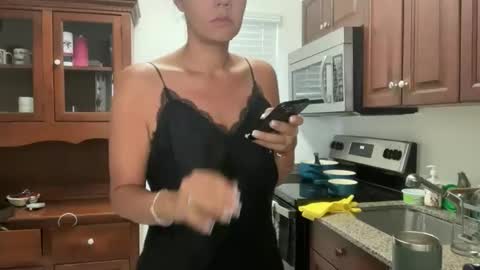 Snapshot of prettyyykittyyy22 chatting on 11-03-25, 02:18 prettyyykittyyy22 online show from 11-03-25, 02:18