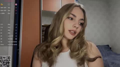 Amelia online show from 12-19-25, 06:59