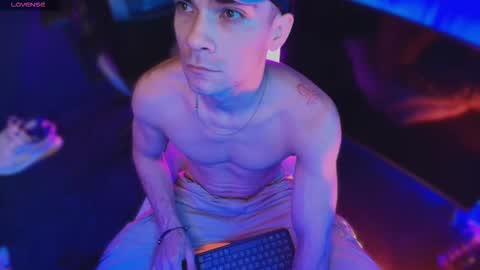 pridelgtbi online show from 12-01-25, 07:46