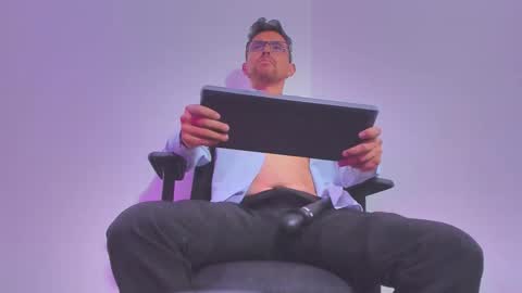 Deivid online show from 11-21-25, 05:39