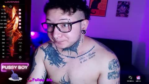 Snapshot of prince_ftm1 chatting on 09-23-25, 06:33 Prince online show from 09-23-25, 06:33
