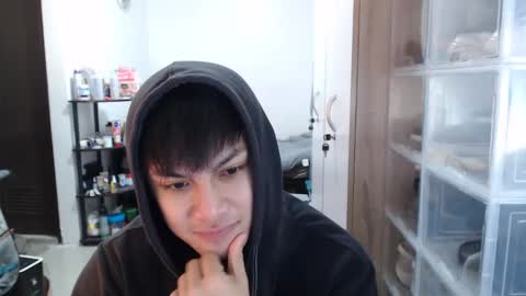 Snapshot of princeadrianx chatting on 01-20-25, 05:59 Prince Adrian online show from 01-20-25, 05:59