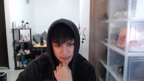 Snapshot of princeadrianx chatting on 01-30-25, 06:32 Prince Adrian online show from 01-30-25, 06:32