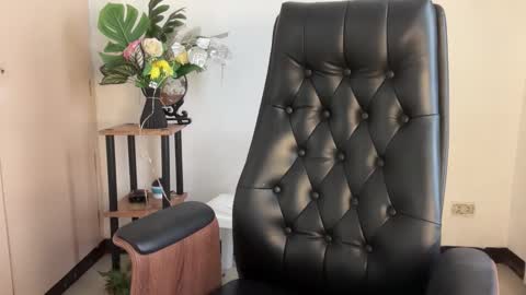 Charls online show from 02-14-26, 03:03