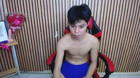 Snapshot of princes_henry chatting on 02-16-25, 06:21 princes_henry online show from 02-16-25, 06:21