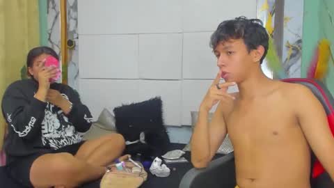 PrincesANDdark online show from 01-06-26, 02:21