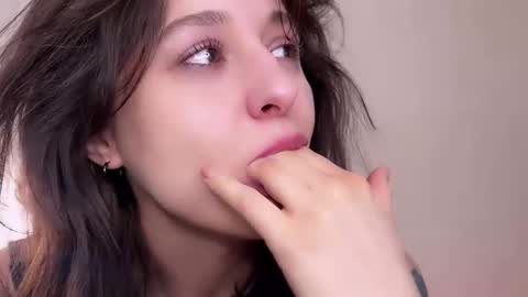 Kristina online show from 12-12-24, 02:33