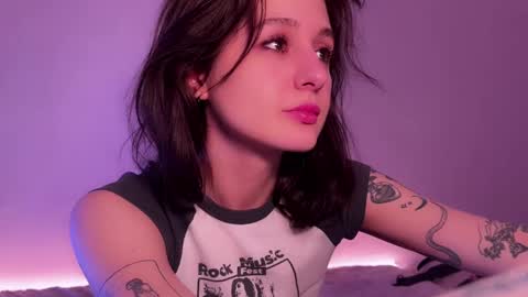 Kristina online show from 12-19-24, 04:35