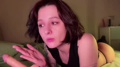 Kristina online show from 12-24-24, 04:19