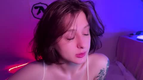 Kristina online show from 03-11-25, 01:45