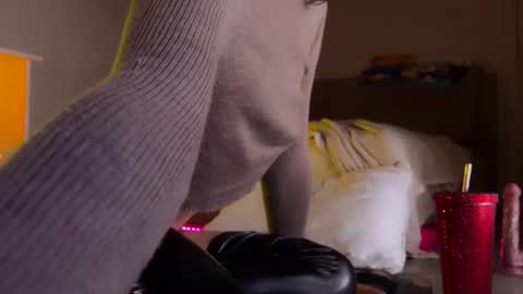 Kristina online show from 10-15-25, 12:05