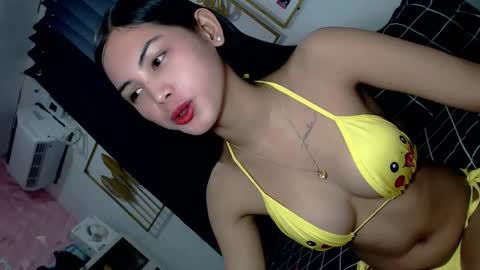 Estela online show from 01-28-25, 05:24