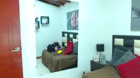 princess_violetx online show from 02-12-26, 11:27