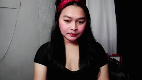 Snapshot of princessaimi69 chatting on 12-14-25, 09:41 Aimi online show from 12-14-25, 09:41