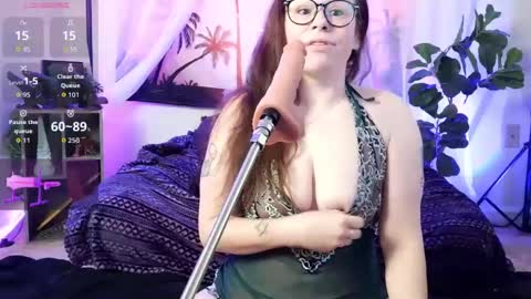 PrincessAlaska online show from 09-23-25, 07:33