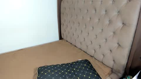 princess online show from 11-19-25, 07:25