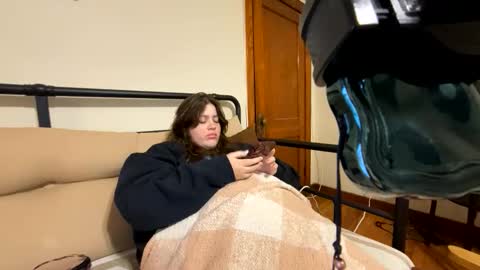 Snapshot of princesslaylaa chatting on 11-21-25, 04:00 princessviccxo online show from 11-21-25, 04:00