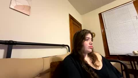 Snapshot of princesslaylaa chatting on 11-22-25, 02:54 princessviccxo online show from 11-22-25, 02:54
